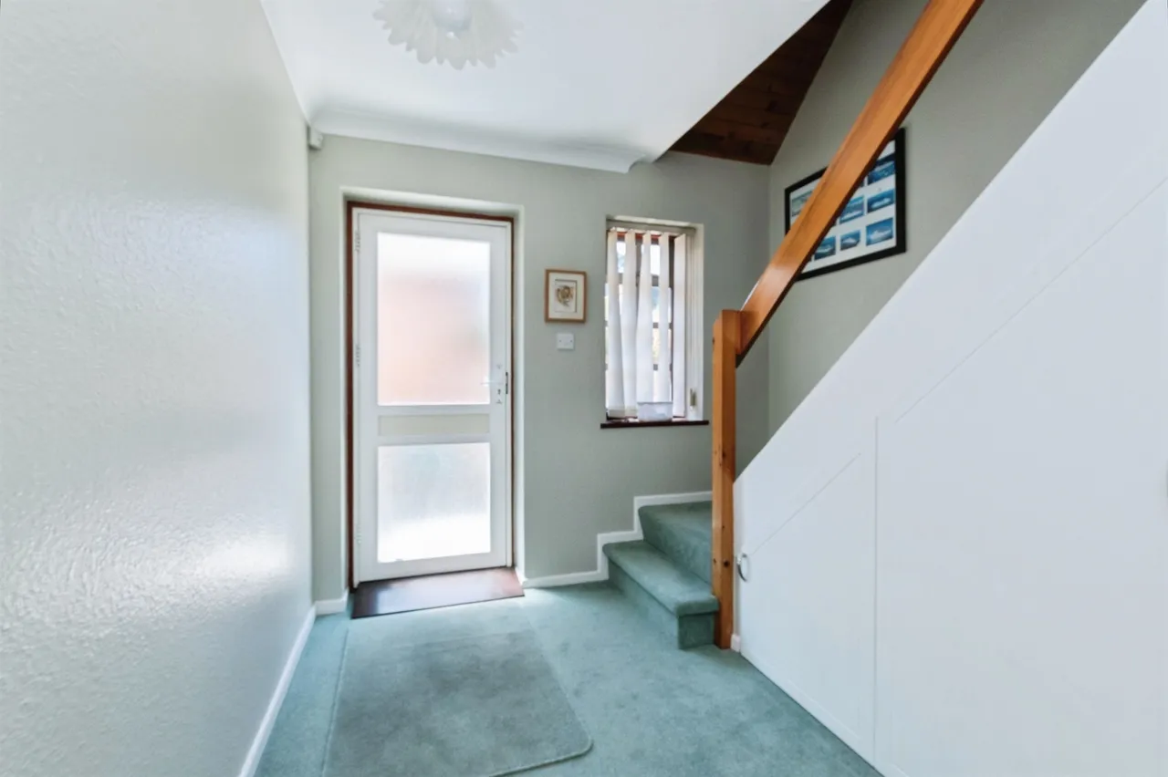 Meadow View Road, Bournemouth, BH11, photo 11