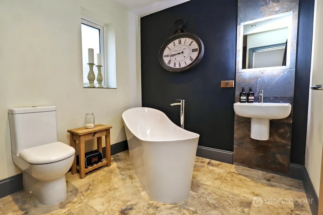 Milby Drive, St Nicolas Park, CV11, photo 37