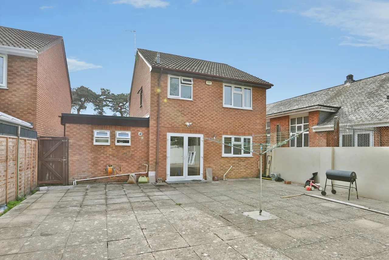 Victoria Park Road, Winton, BH9, photo 17