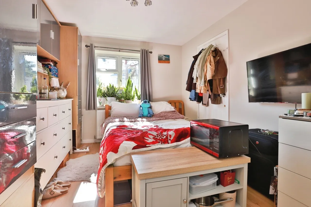 Victoria Park Road, Winton, BH9, photo 14