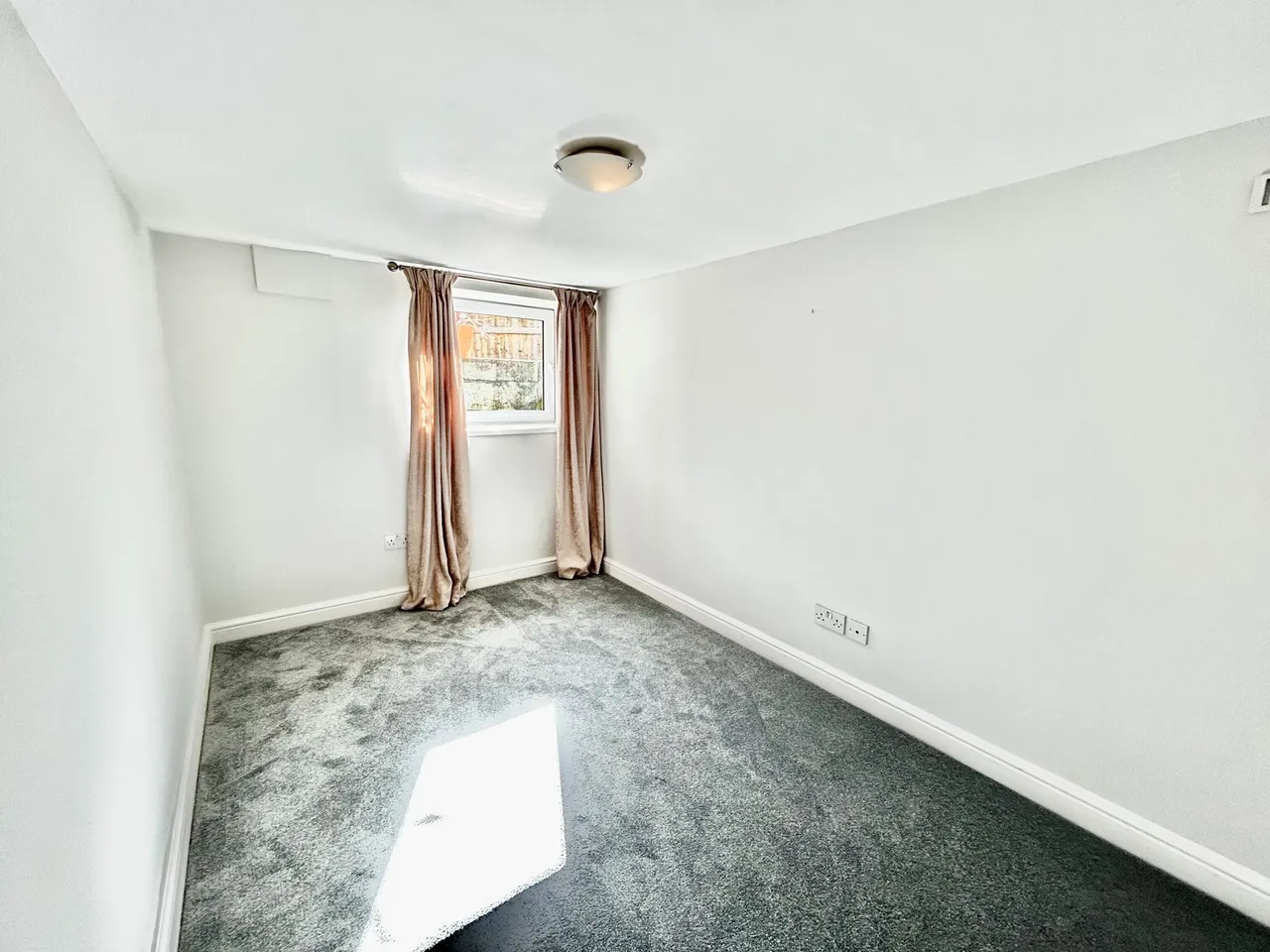 Hyde Park Road, Harrogate, HG1, photo 12