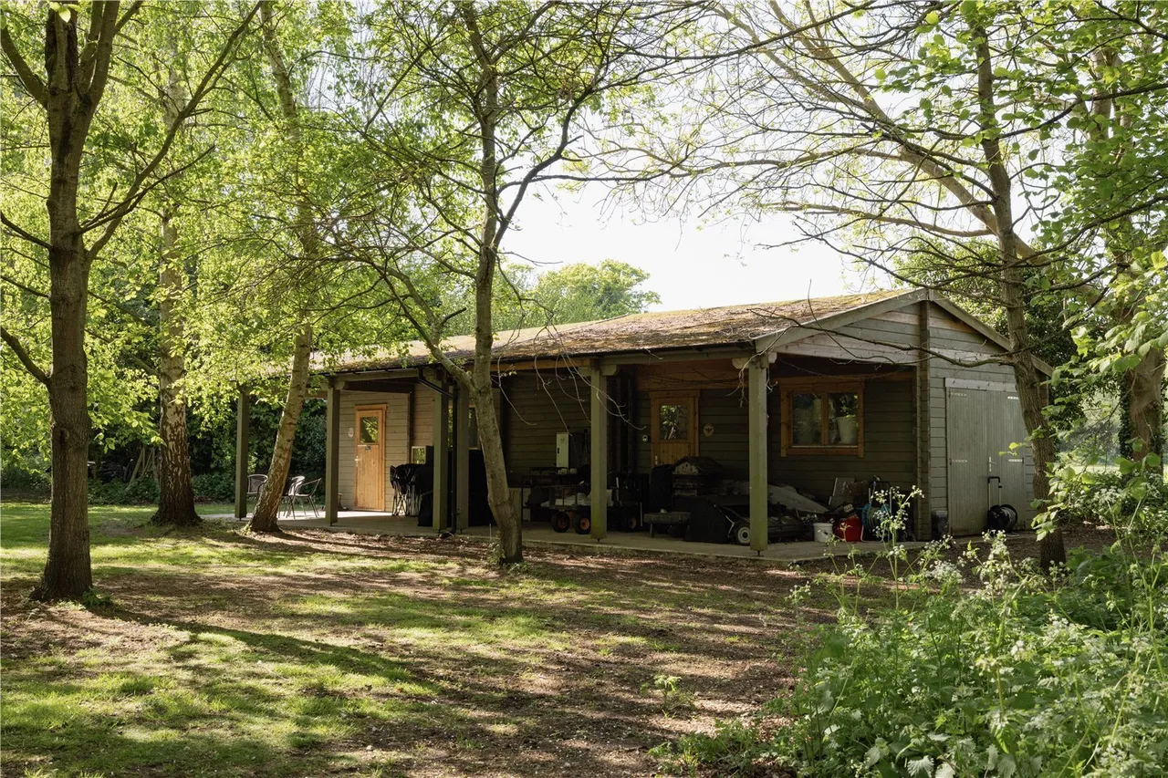 Lower Road, Rockland St. Mary, NR14, photo 34