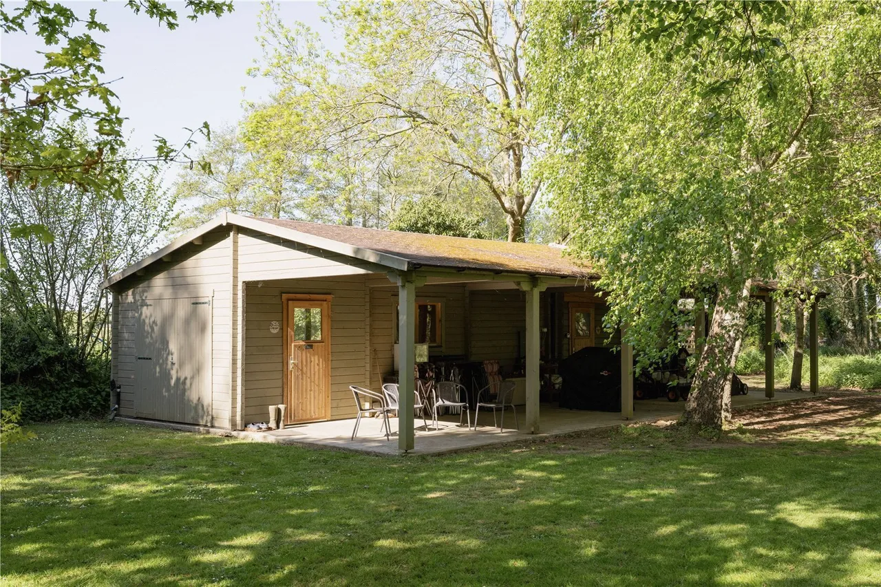 Lower Road, Rockland St. Mary, NR14, photo 33