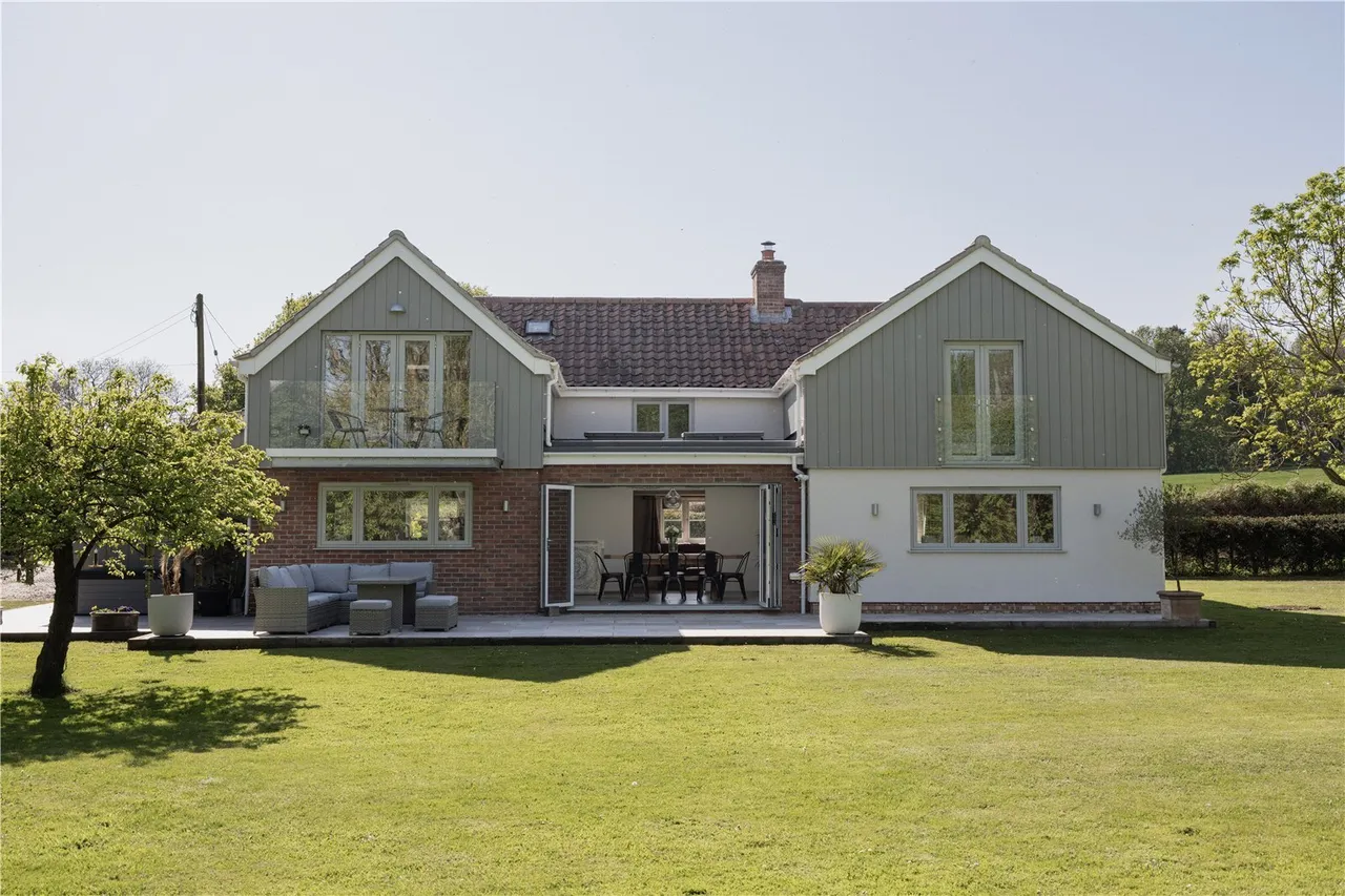 Lower Road, Rockland St. Mary, NR14, photo 2