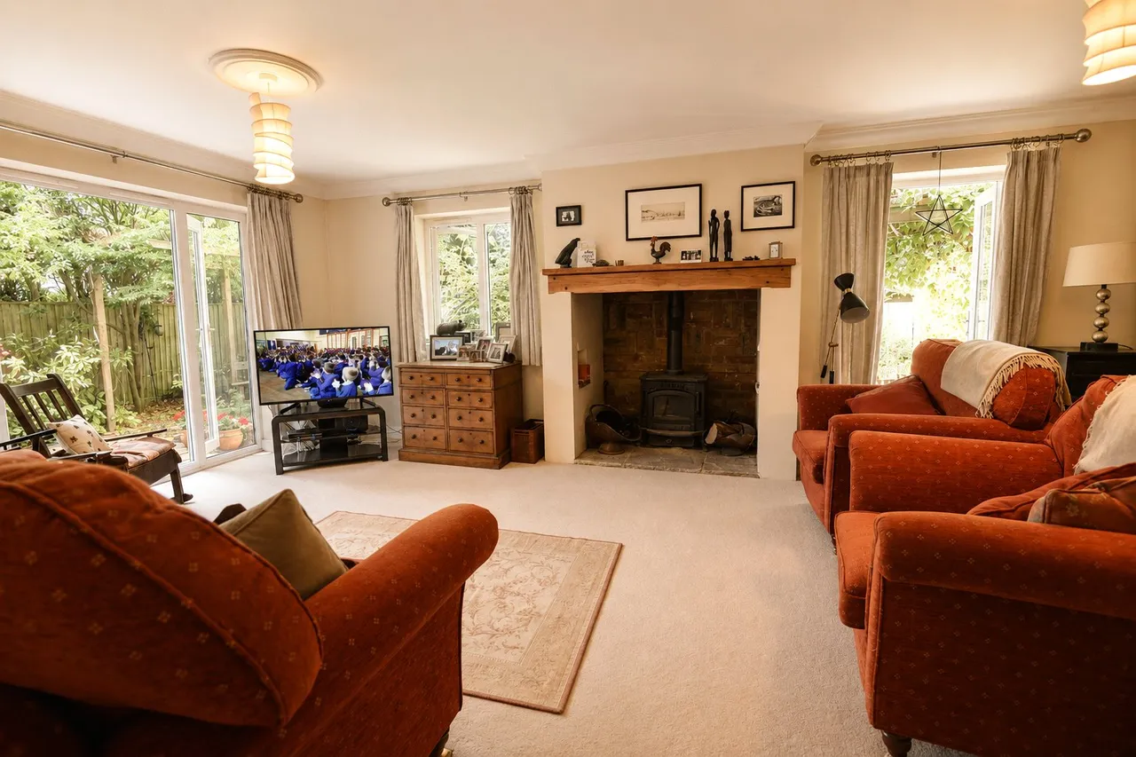 Park Lane, Alderholt, Fordingbridge, Dorset, SP6 3AJ, photo 6