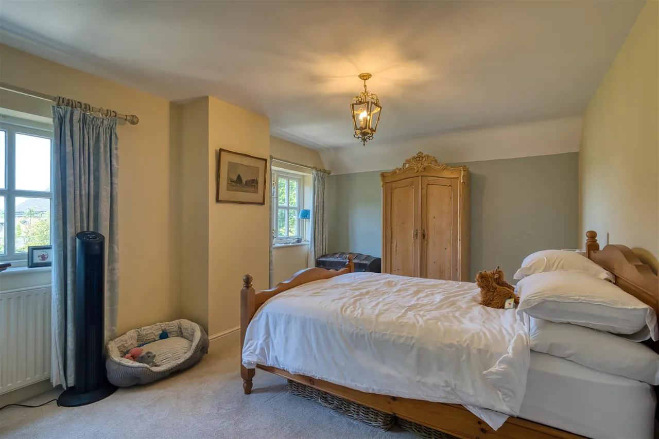 Newton Gate, Sturminster Newton, photo 3