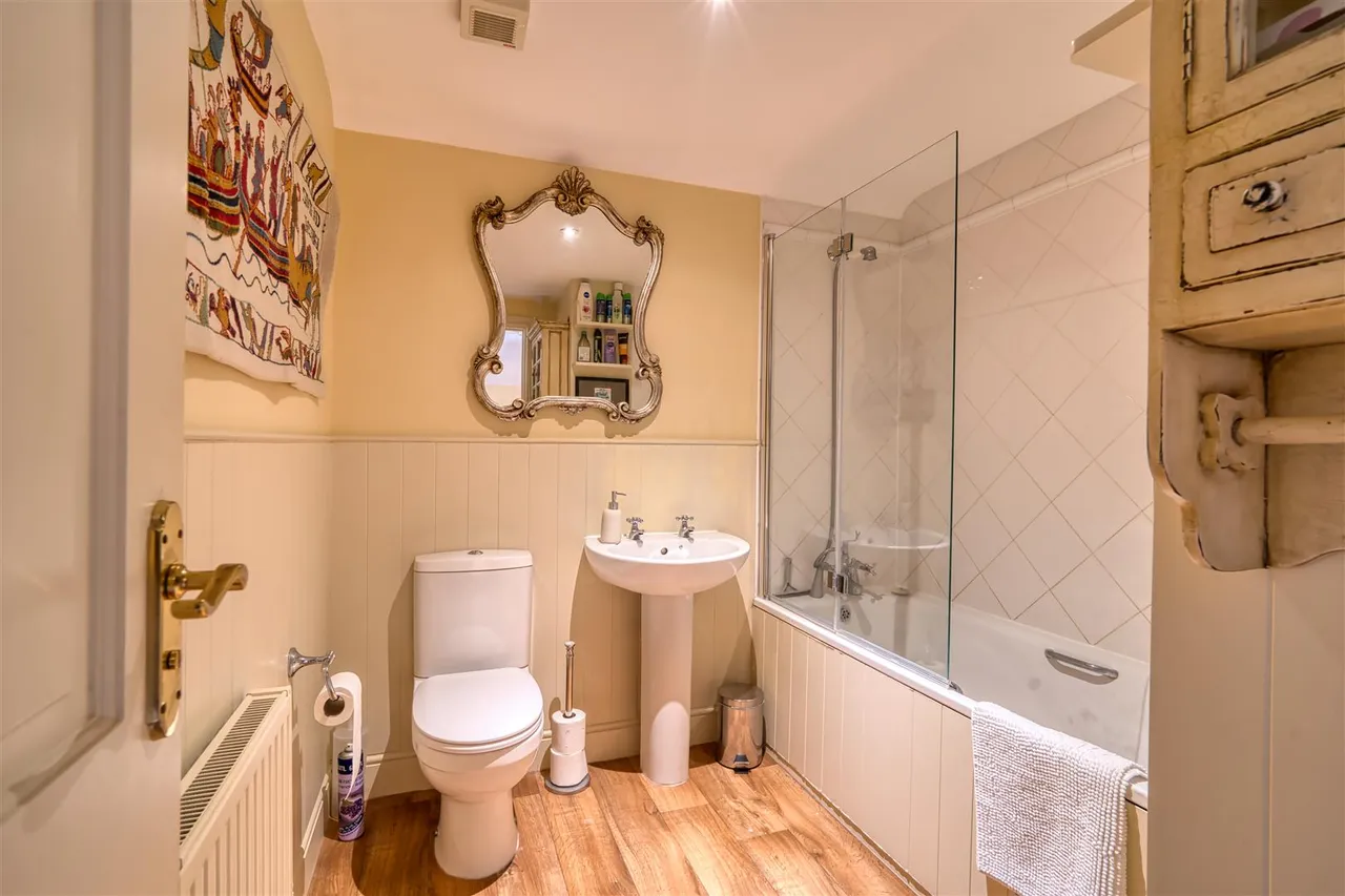 Newton Gate, Sturminster Newton, photo 6