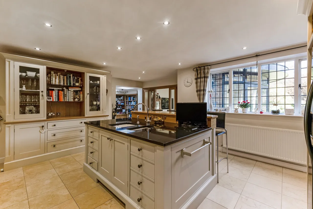Rockfield Road, Oxted, RH8, photo 12