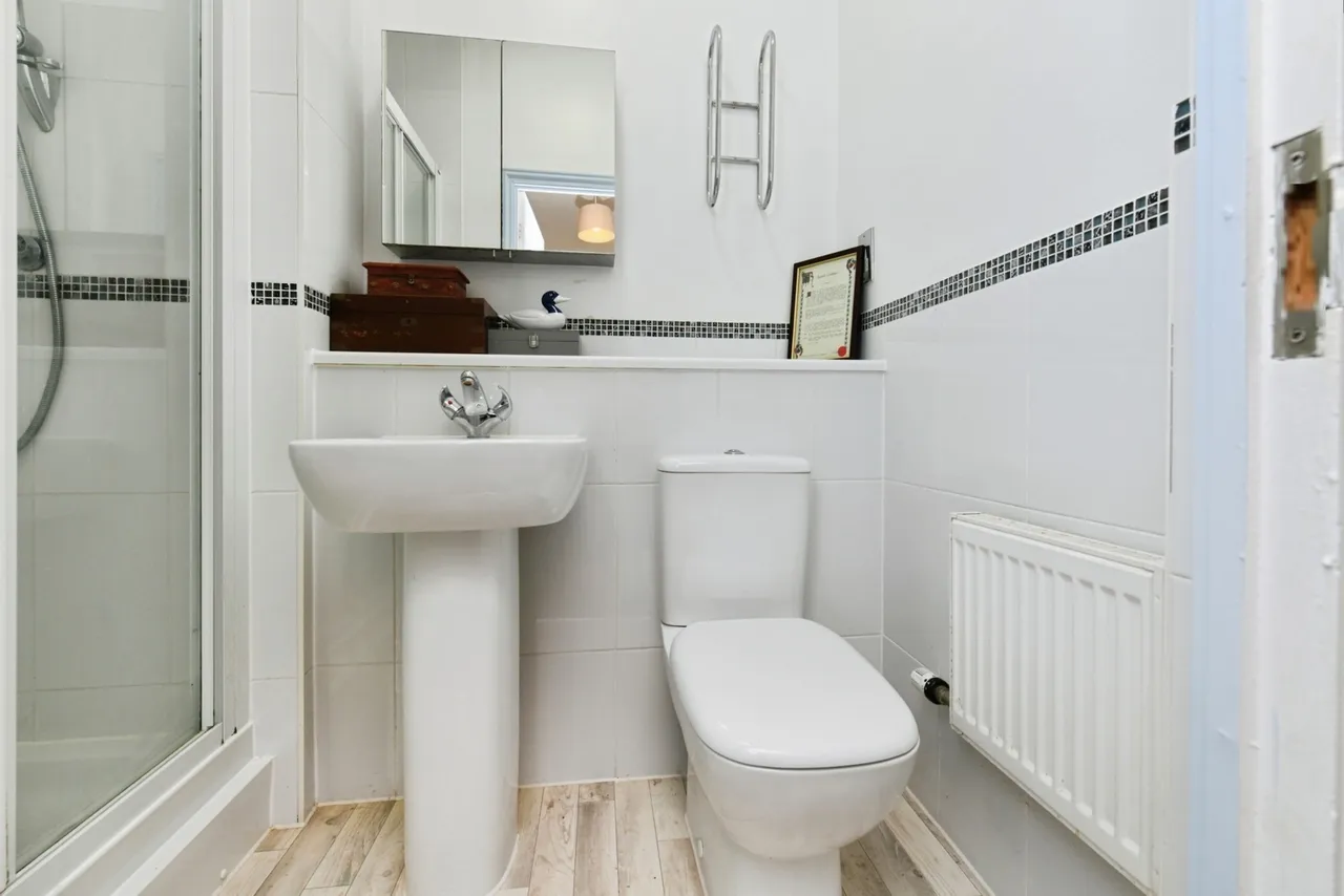 Westwell, 44 West Street, Southend-On-Sea, Essex, SS2, photo 9