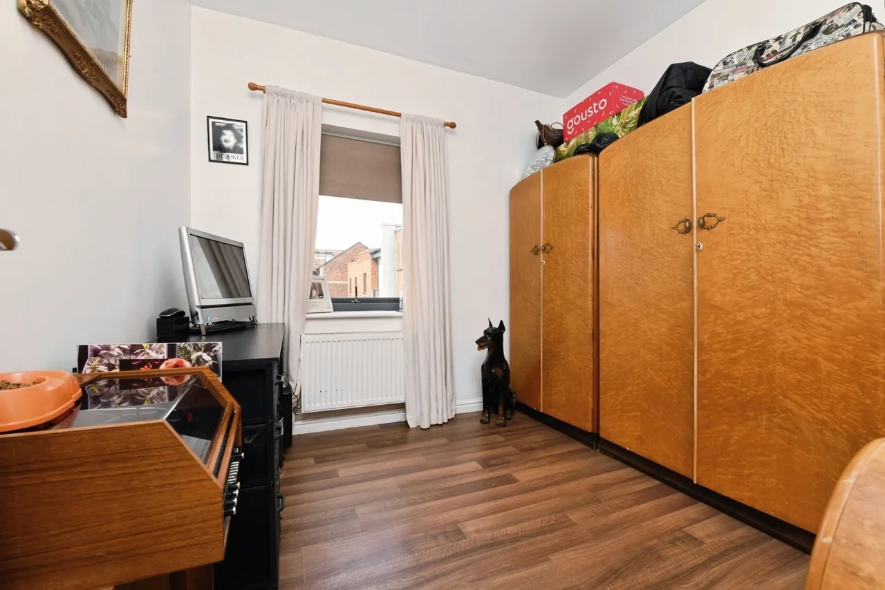 Westwell, 44 West Street, Southend-On-Sea, Essex, SS2, photo 12