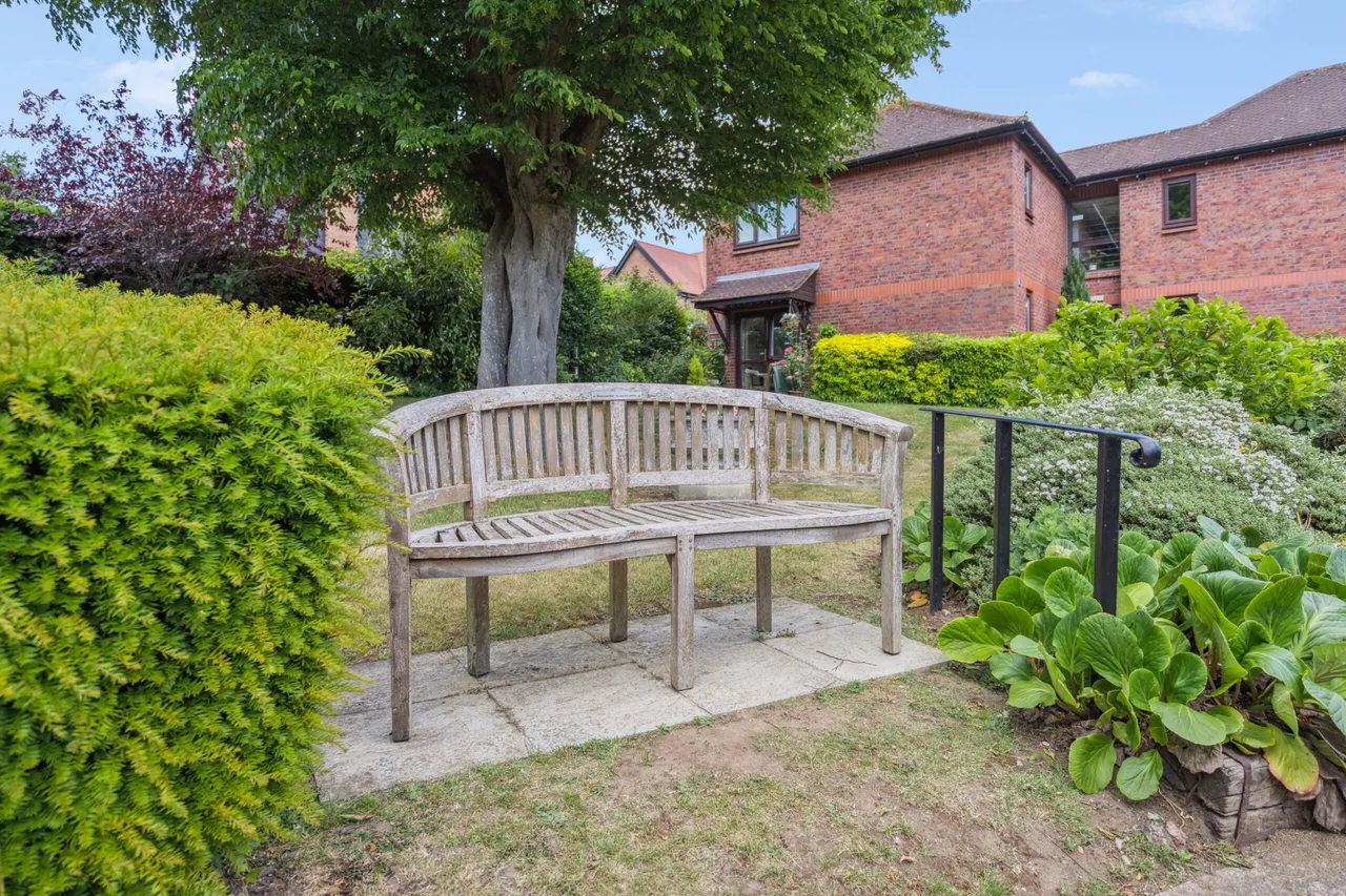 Pond Court The Ridgeway, Codicote, Hitchin, Hitchin, SG4 8YY, photo 12