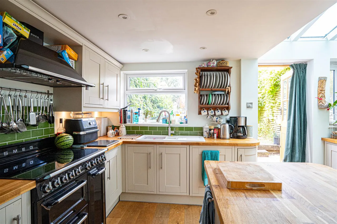 Priory Road, Hastings, photo 18