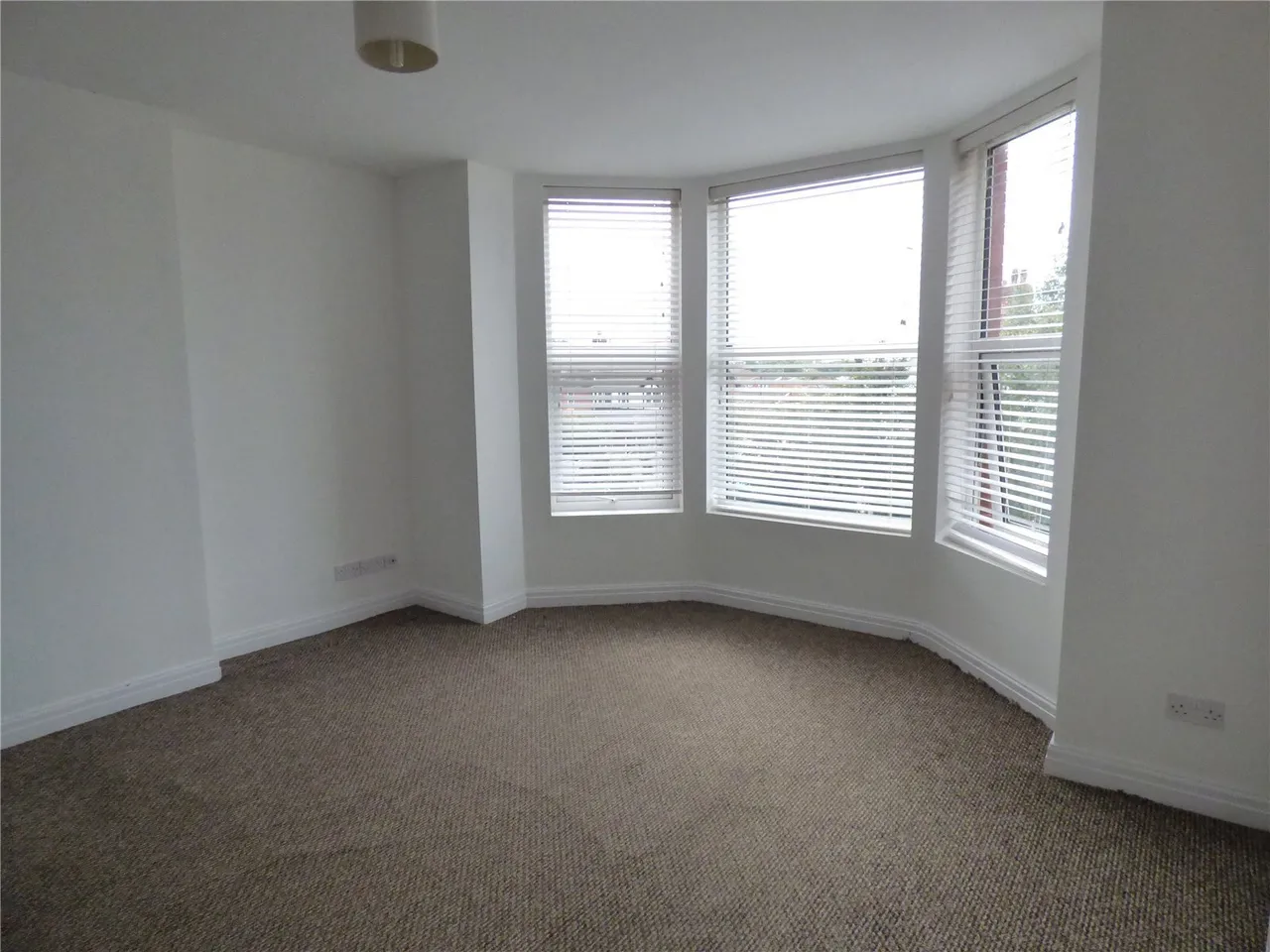 Harcourt Road, Llandudno, LL30, photo 4