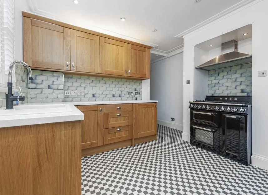 Hambalt Road, Clapham South, SW4, photo 3