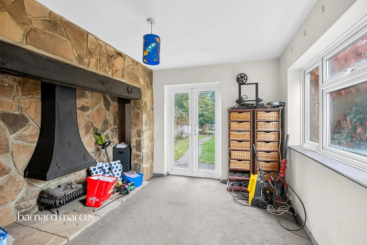 Nutfield Road, Merstham, RH1, photo 8