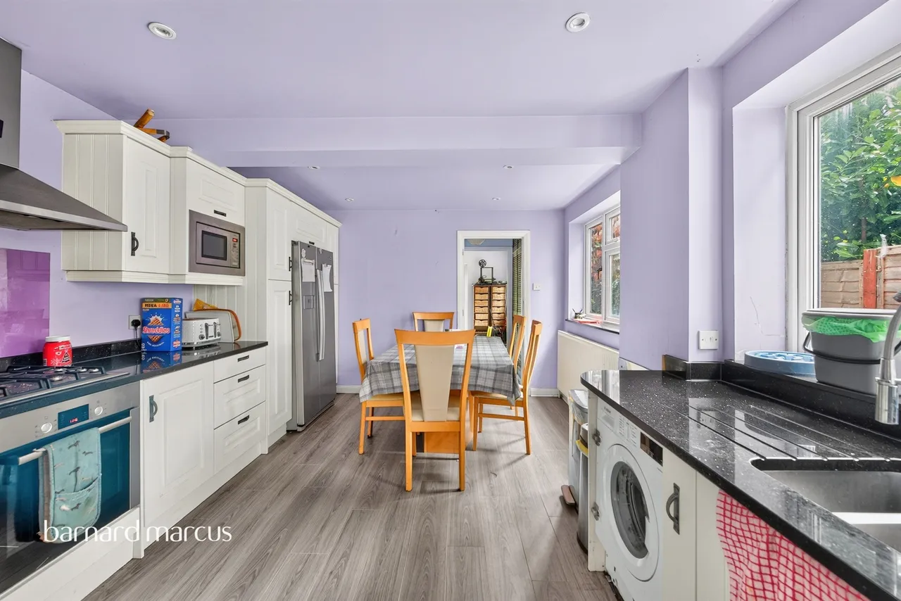 Nutfield Road, Merstham, RH1, photo 7