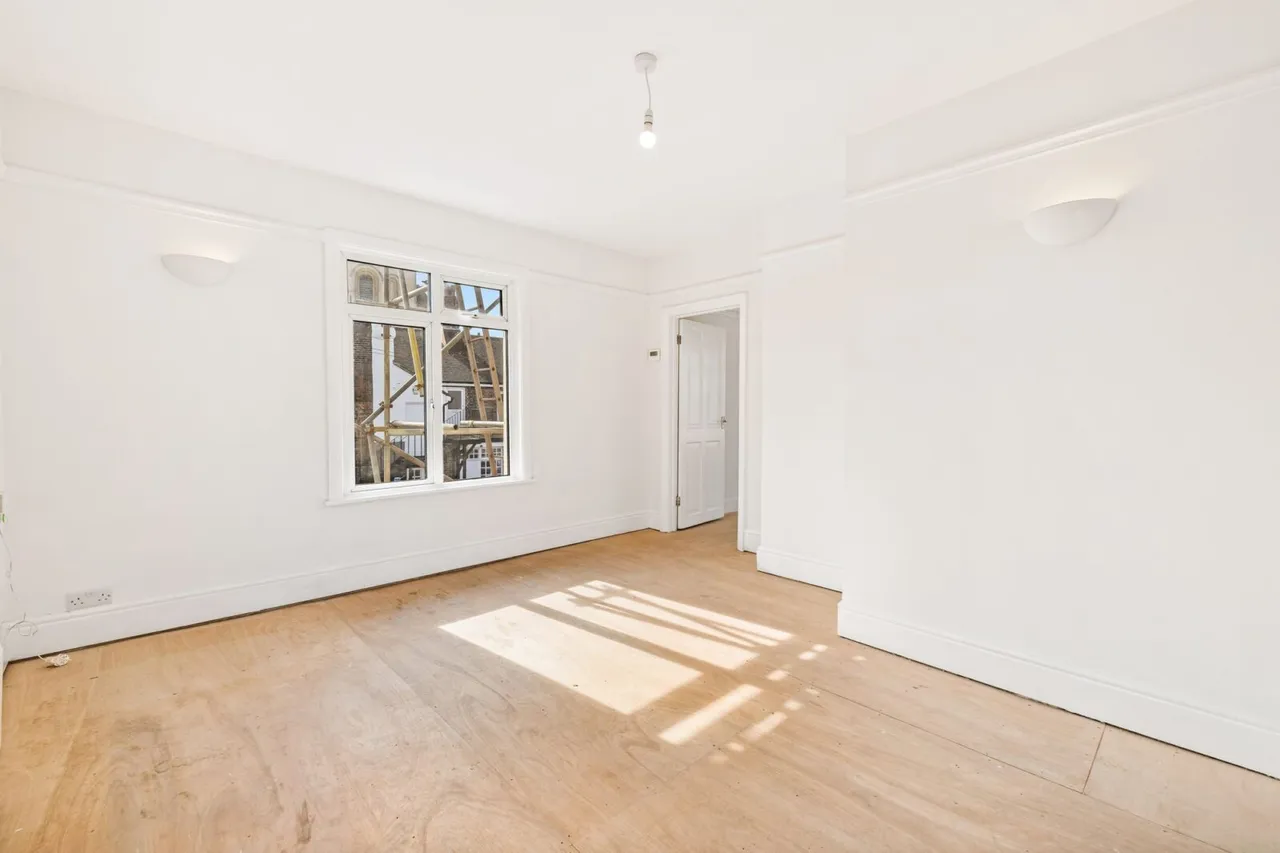 Flat 3, 10 Moat Road, East Grinstead, East Grinstead, RH19 3JY, photo 7