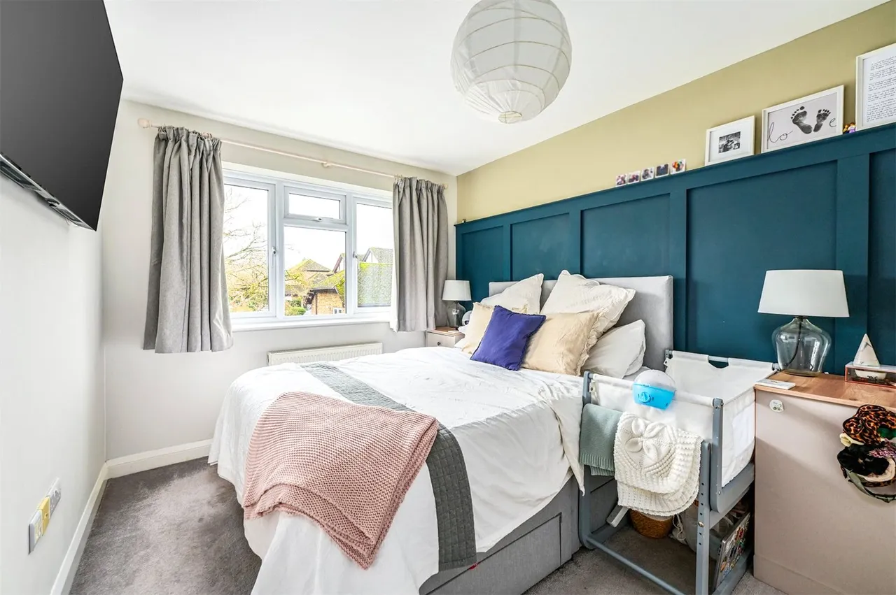 Oaktree Drive, Hook, Hampshire, RG27 9RA, photo 4