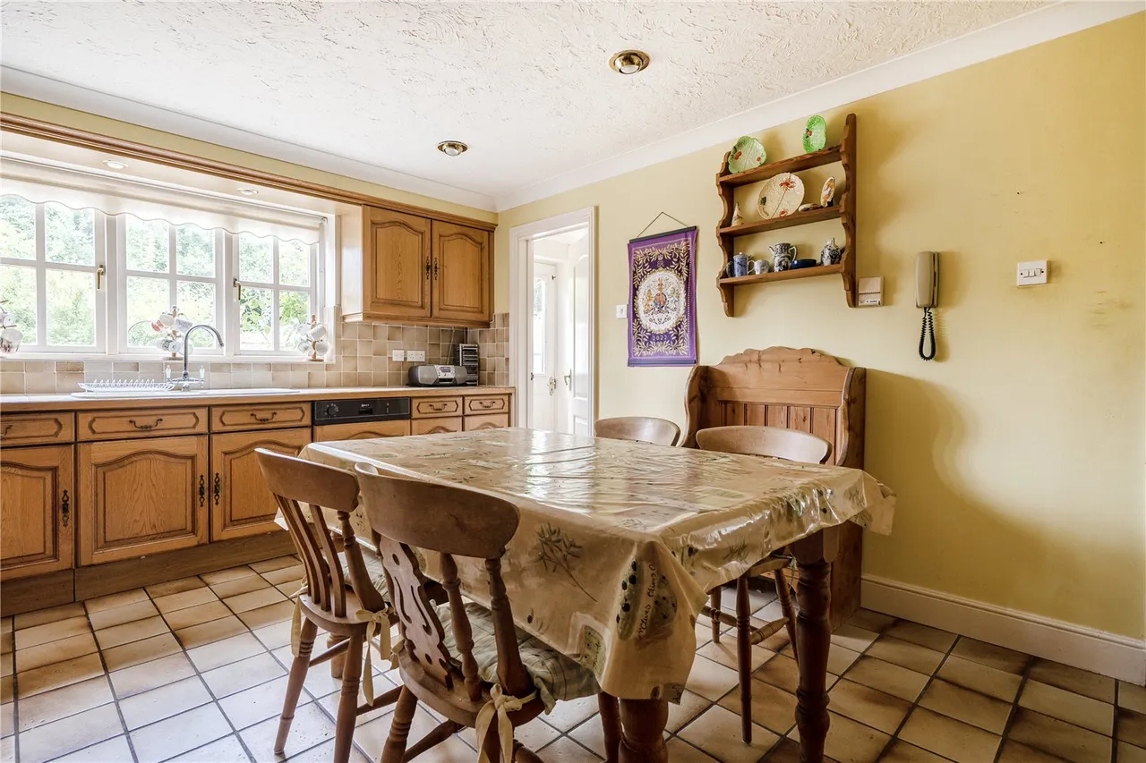 Nutchers Drove, Kings Somborne, Stockbridge, Hampshire, SO20 6PA, photo 5