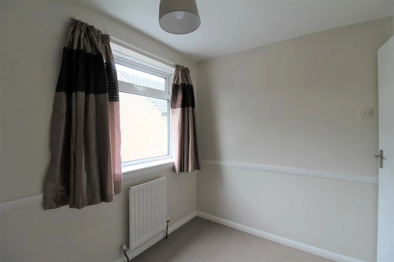 Felstead Court, Bramcote, NG9, photo 10