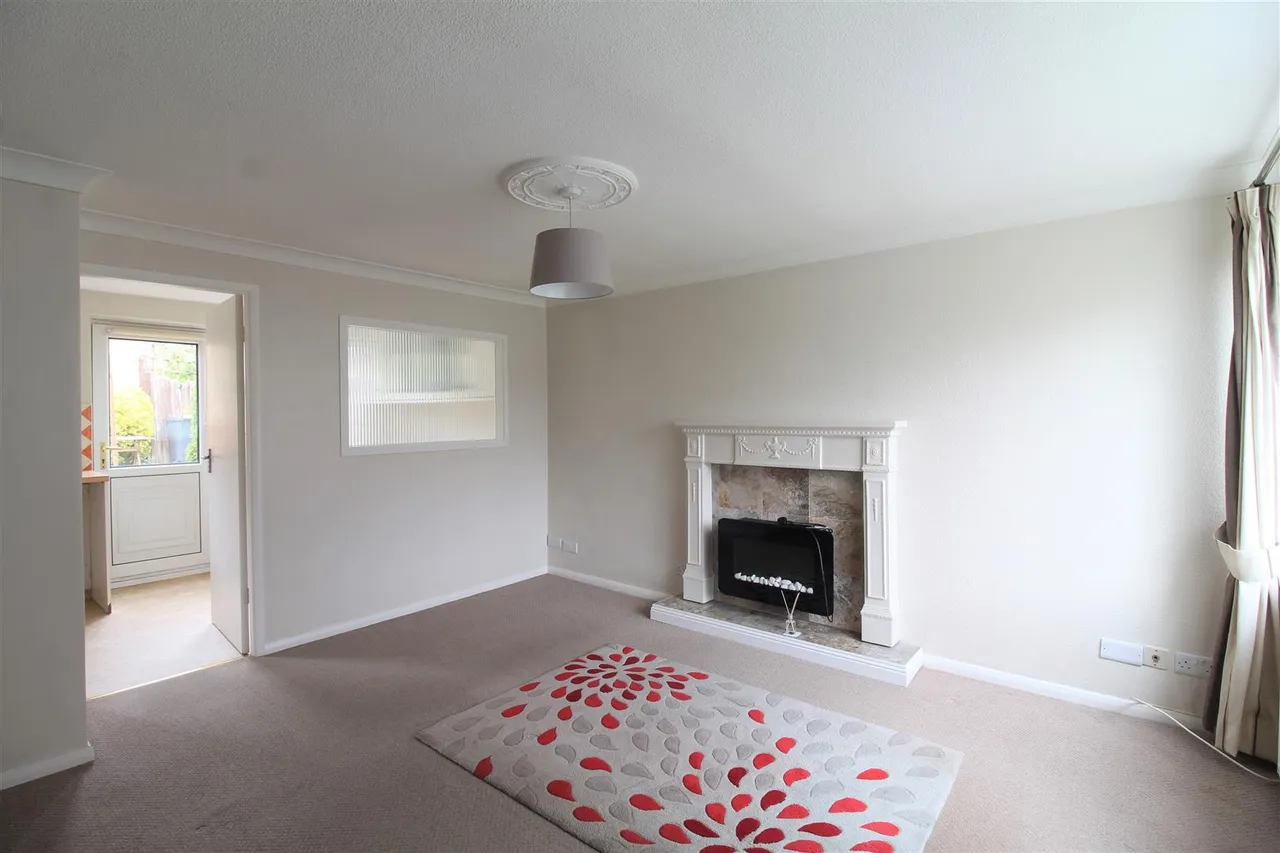 Felstead Court, Bramcote, NG9, photo 3