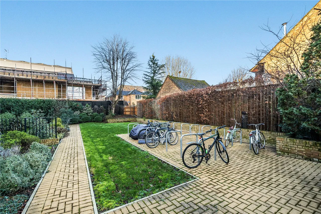 Millwood House, 42 Hampton Road, Teddington, TW11 0EN, photo 8