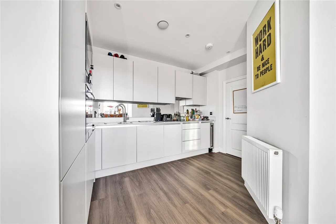 Millwood House, 42 Hampton Road, Teddington, TW11 0EN, photo 2