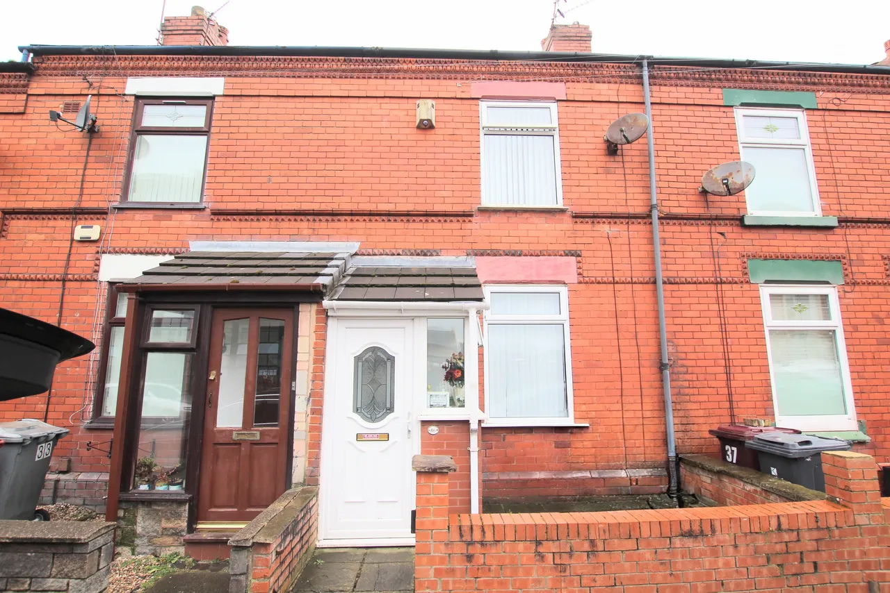 2 bed house to rent — Albany Road, Prescot, L34