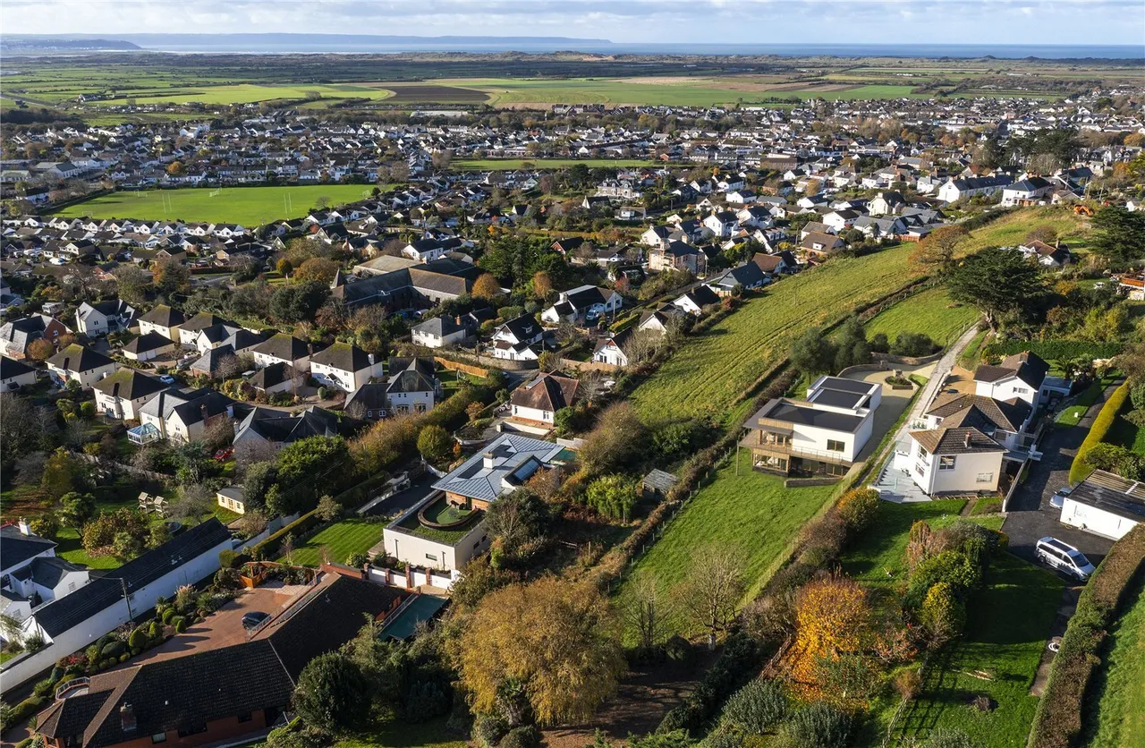 Down Lane, Braunton, EX33, photo 5