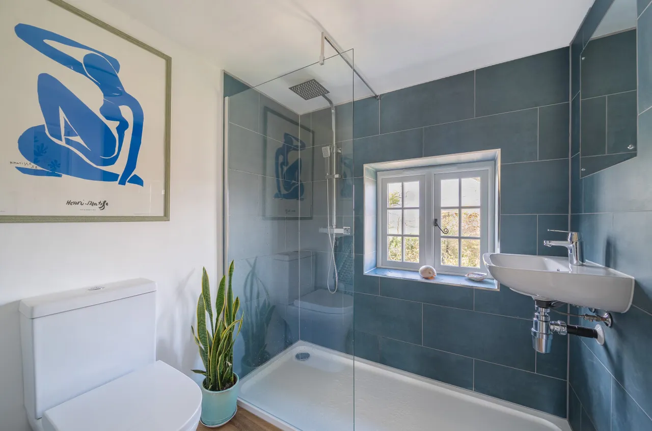 Ruston Bridge Road, Fletching, Uckfield, East Sussex, TN22 3SH, photo 12
