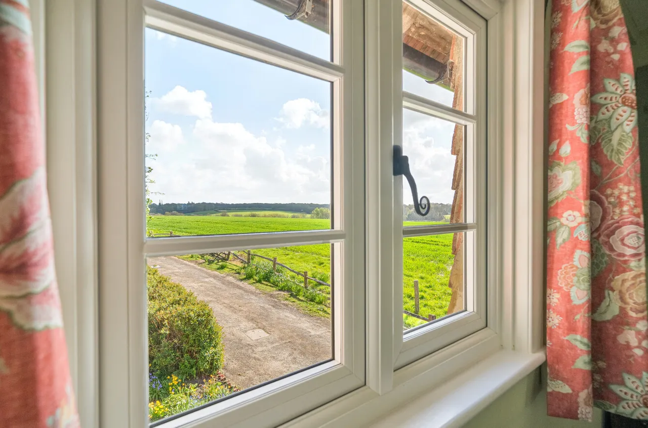 Ruston Bridge Road, Fletching, Uckfield, East Sussex, TN22 3SH, photo 9