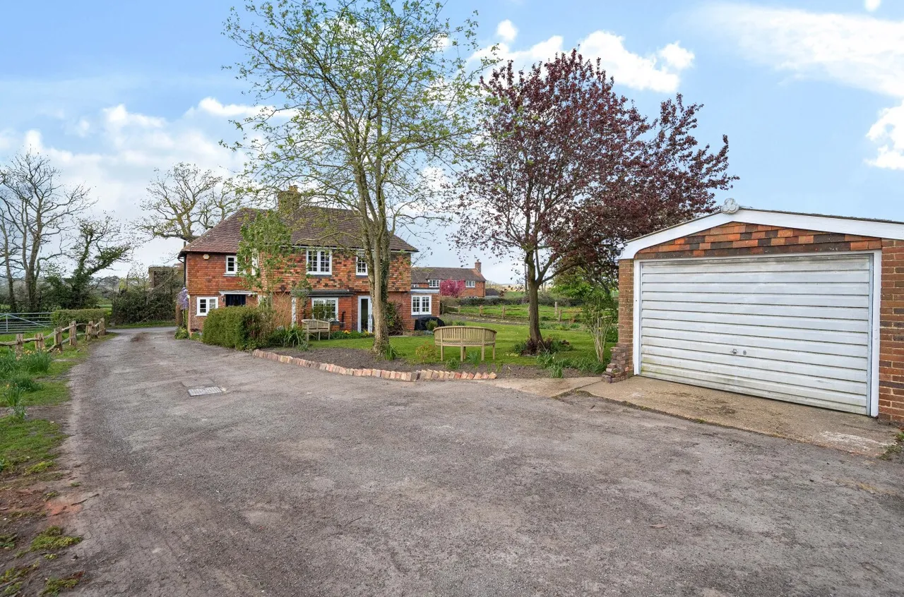 Ruston Bridge Road, Fletching, Uckfield, East Sussex, TN22 3SH, photo 15