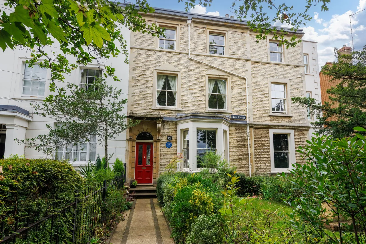4 bed house for sale, Willes Road, Leamington Spa, CV32