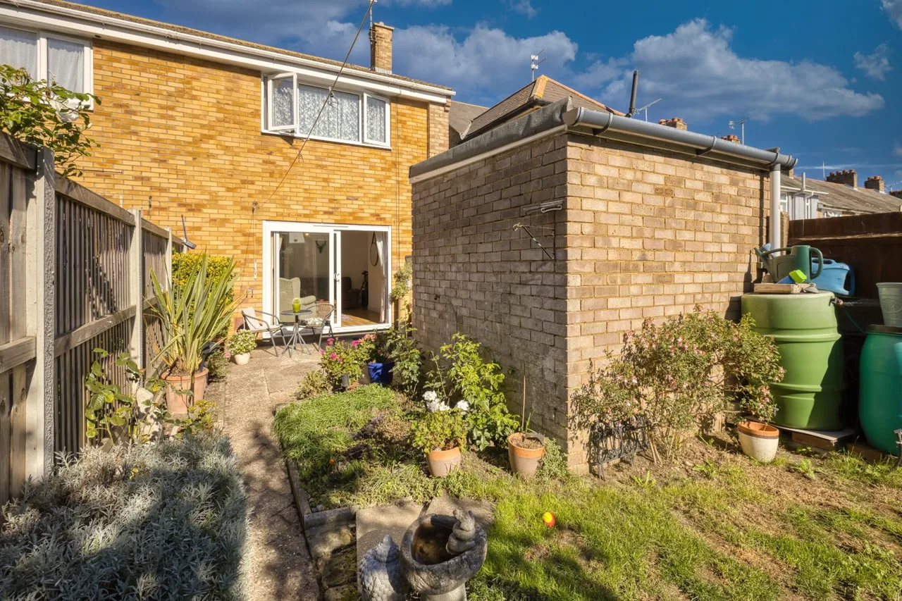 St. Davids Road, Ramsgate, CT11, photo 13