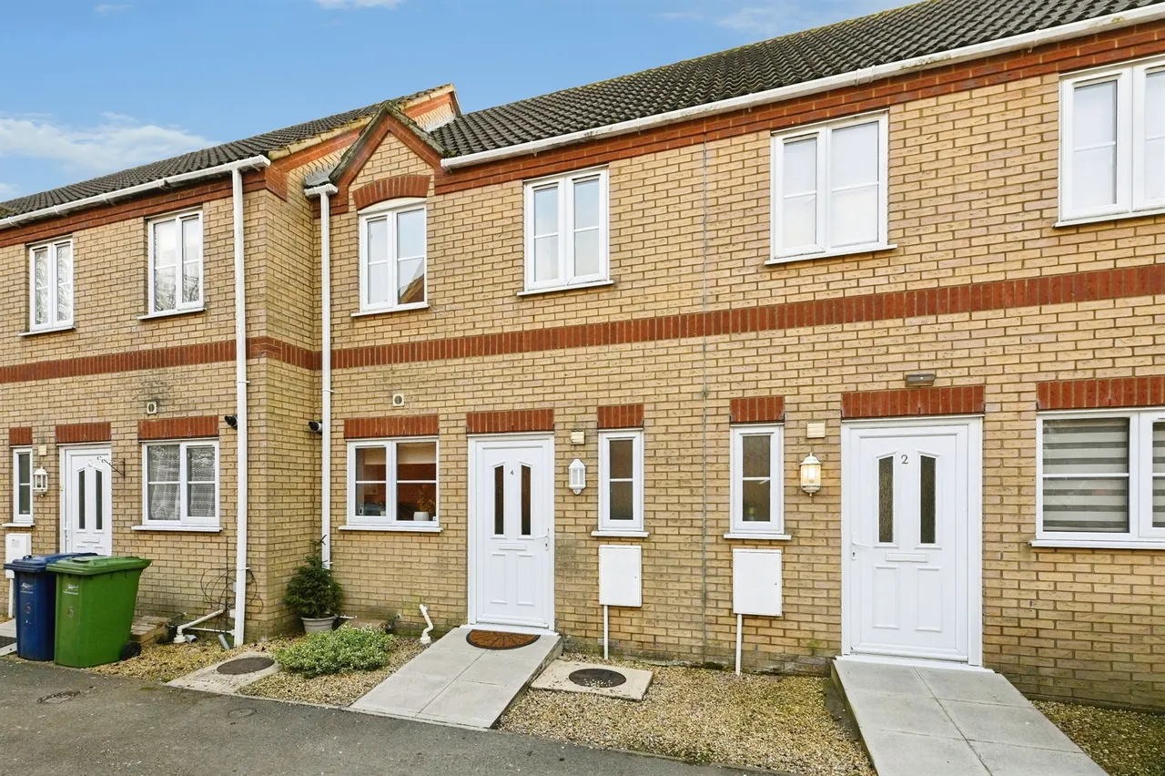 2 bed house for sale, Bruce Close, Wisbech, PE13