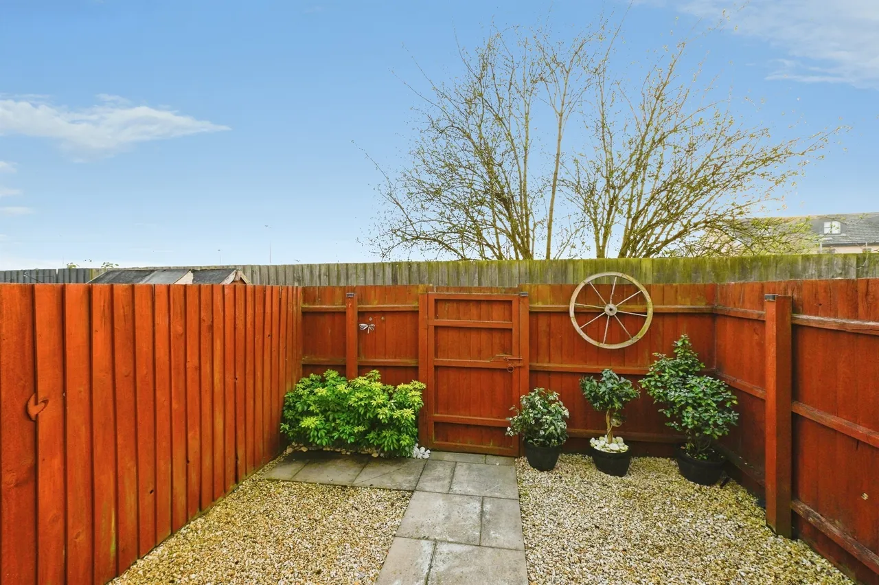Bruce Close, Wisbech, PE13, photo 19