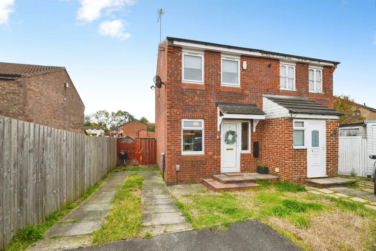2 bed house for sale, Byron Close, Billingham, TS23