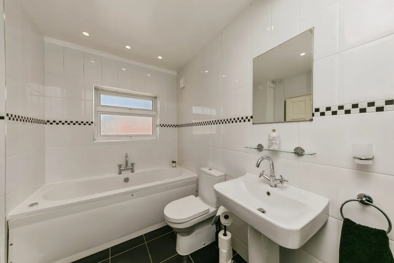 Northwich Road, Weaverham, Northwich, Cheshire, CW8, photo 26