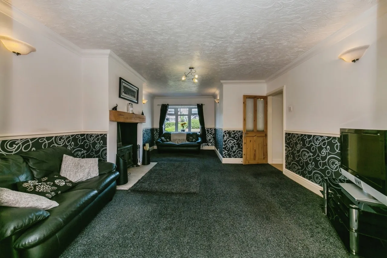 Northwich Road, Weaverham, Northwich, Cheshire, CW8, photo 4