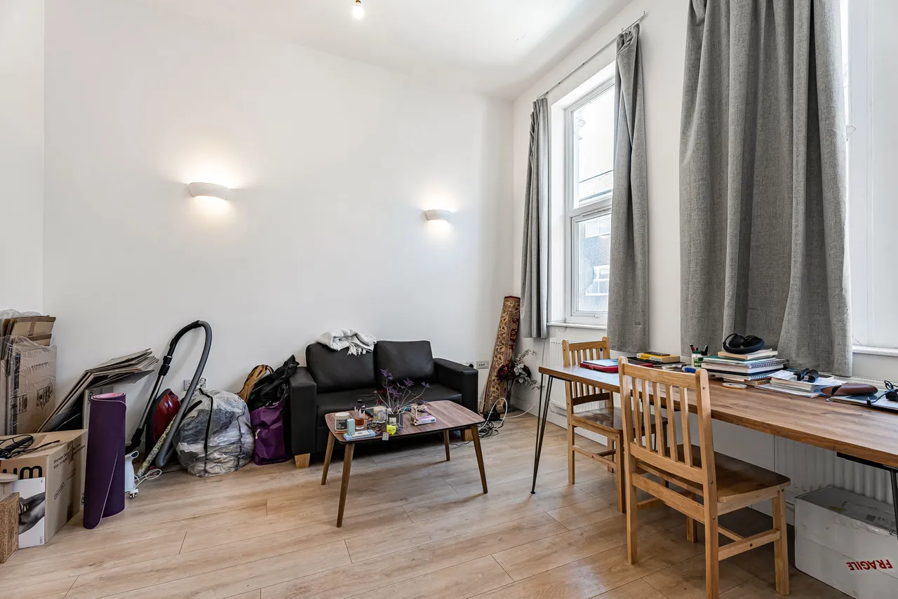Trinity Road, London, SW17, photo 9