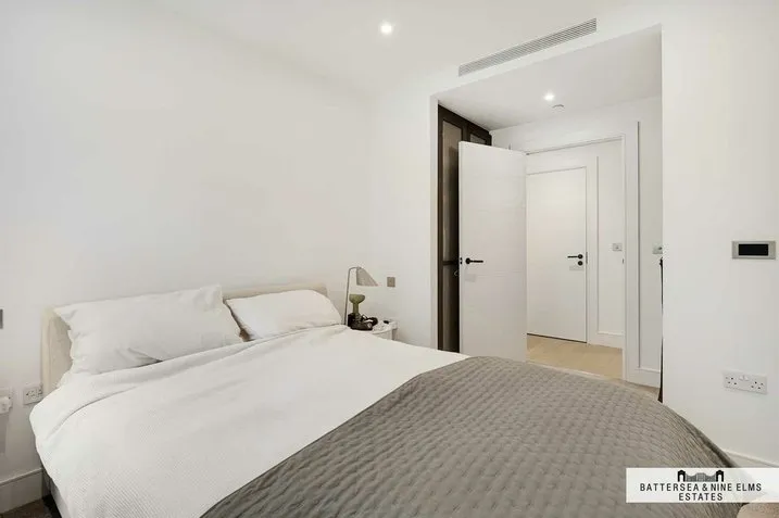 Prince of Wales Drive, SW11, photo 11