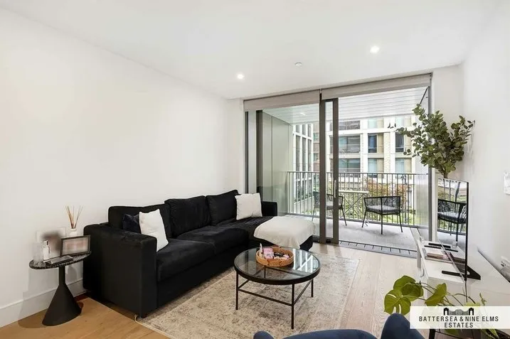 1 bed flat for sale, Prince of Wales Drive, SW11