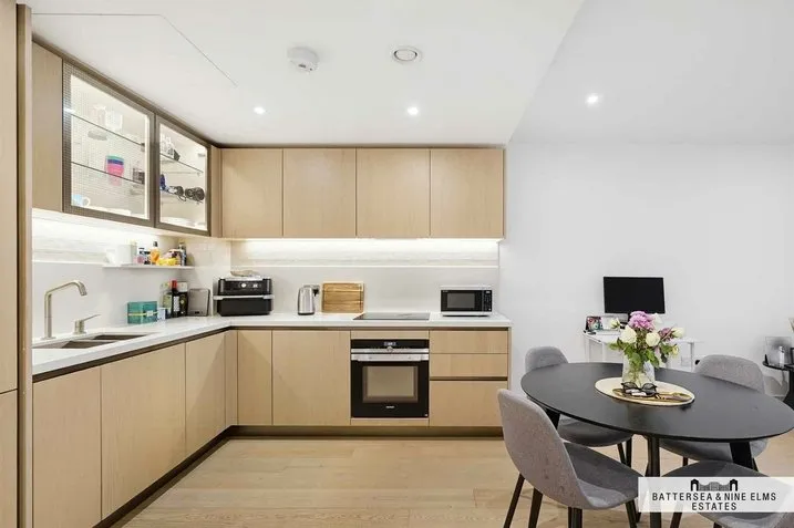 Prince of Wales Drive, SW11, photo 9