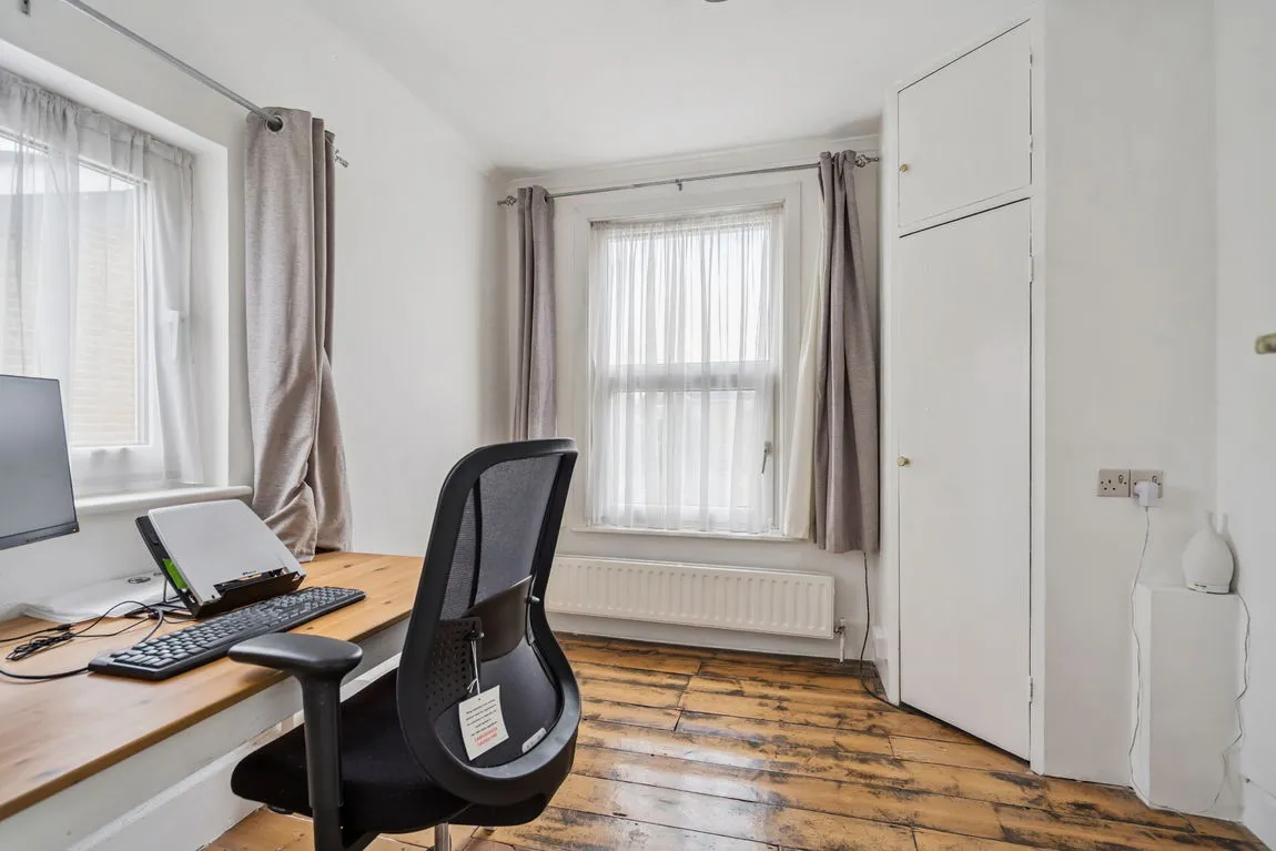 Marsh Road, Pinner, HA5, photo 8