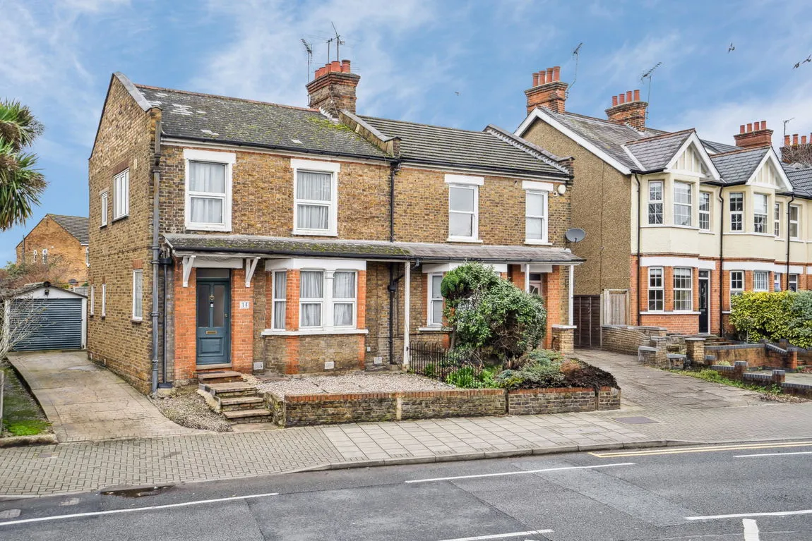 3 bed house for sale, Marsh Road, Pinner, HA5