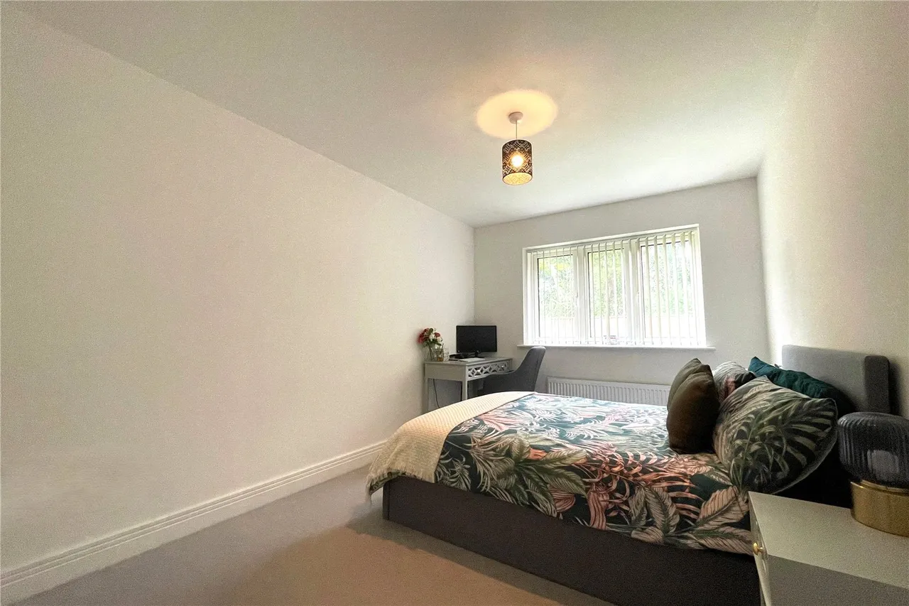 Woodland Glade, Mytchett, GU16, photo 16