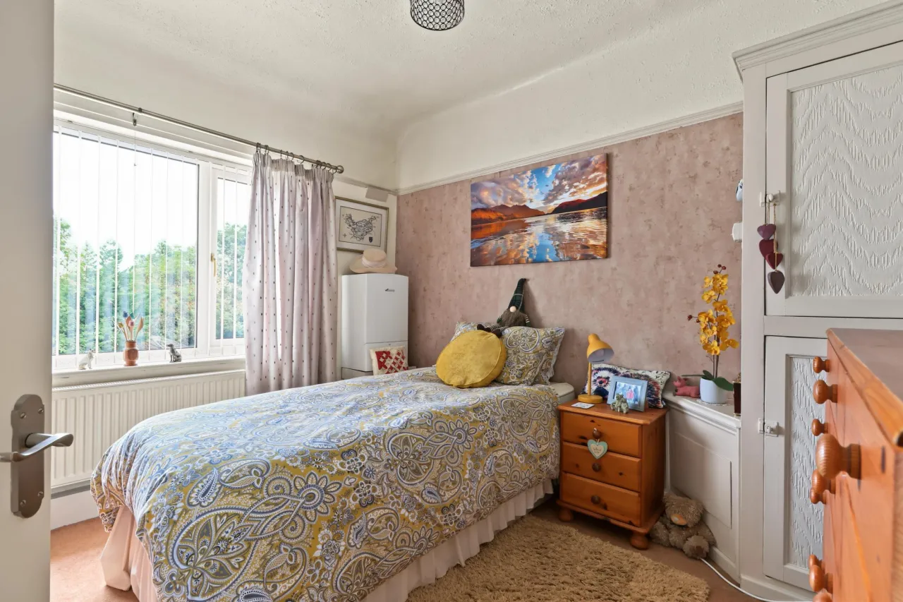 Newfield Drive, Crewe, photo 16