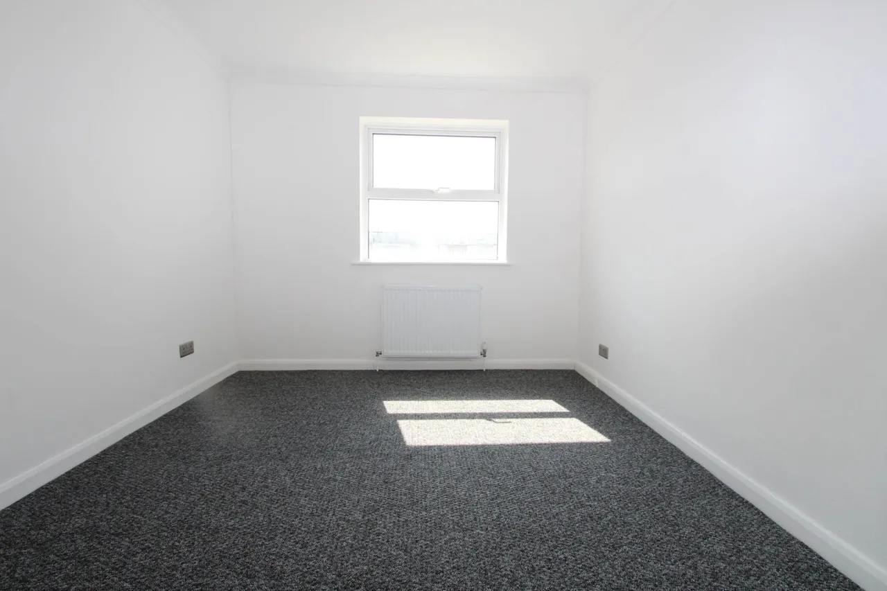 Grover Walk, Corringham, SS17 7LP, photo 6