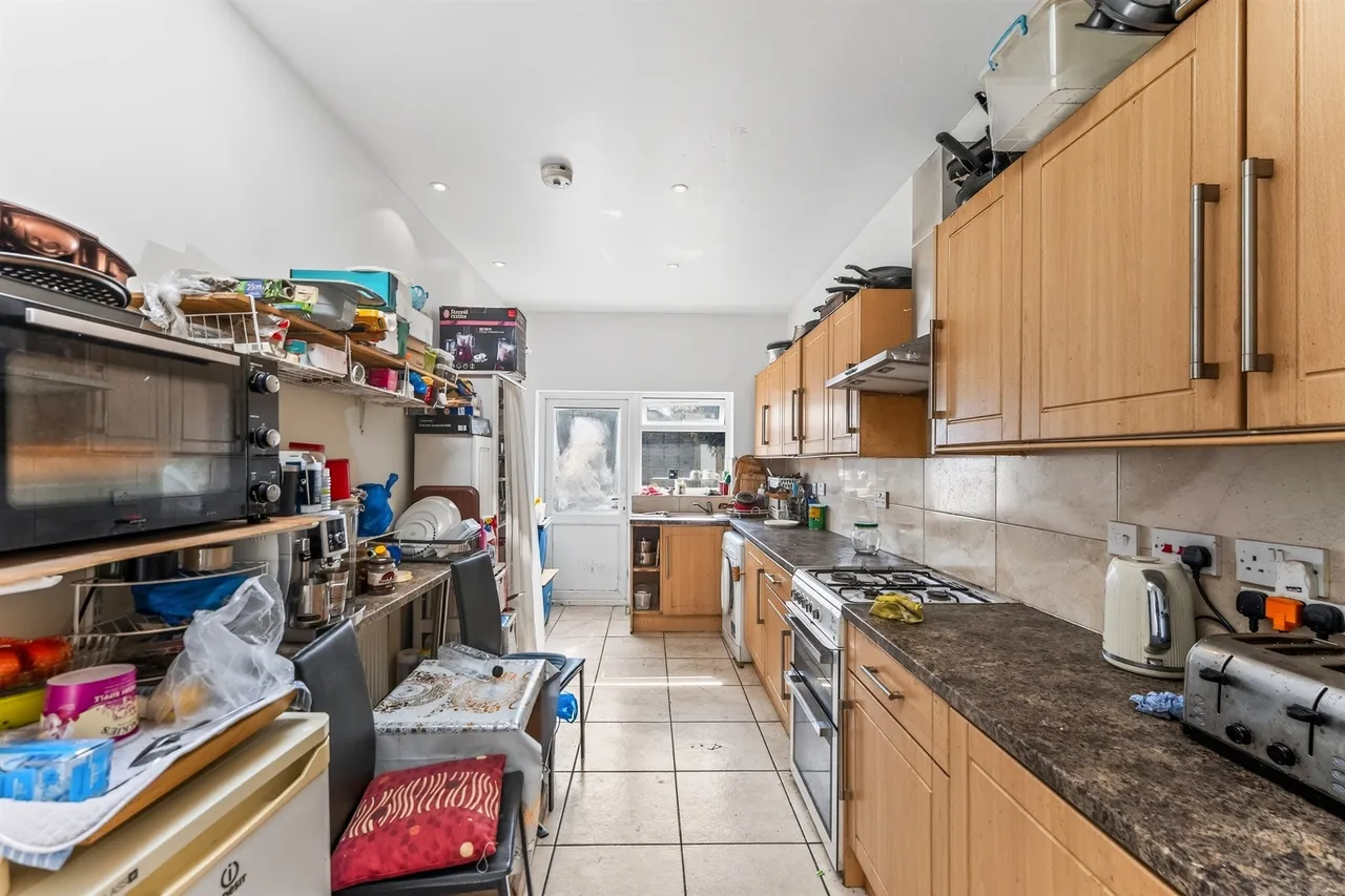 Maycross Avenue, Morden, SM4, photo 8
