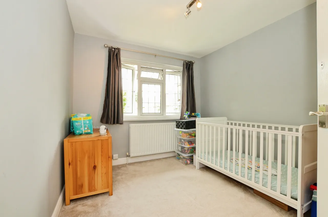 Lynwood Drive, Northwood, HA6, photo 14